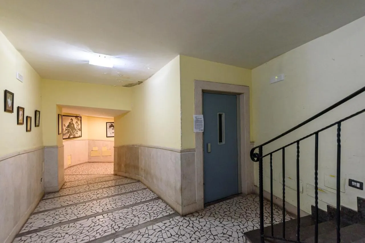 Jfk Mergellina Apartment Neapol
